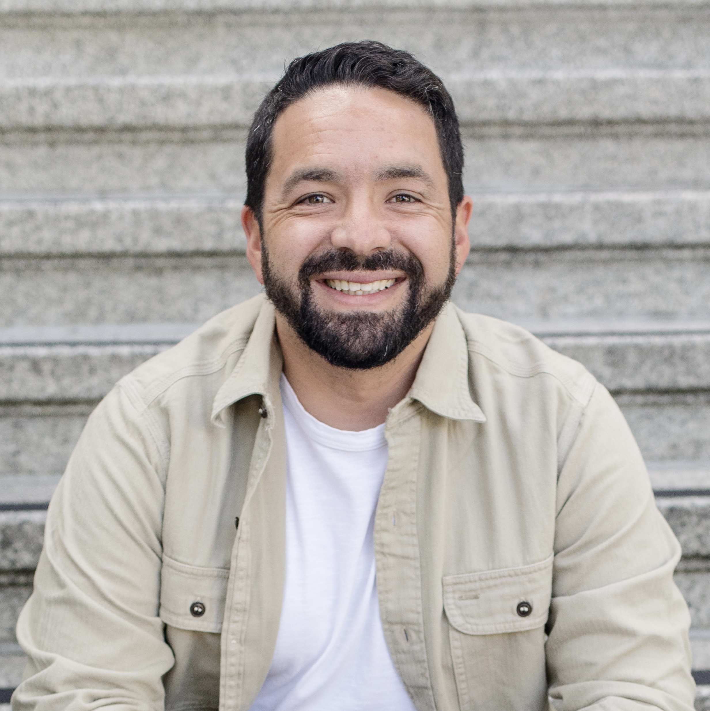 German Peralta headshot